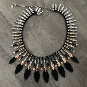 Stella & Dot Raven statement necklace